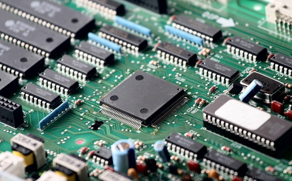 誠(chéng)信回收汽車IGBT模塊，汽車無(wú)線MCU，汽車片上系統(tǒng)，汽車芯片等一系列電子元件